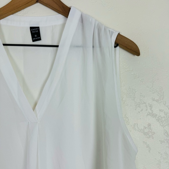 Emery Rose | sheer v neck tank top | XL - Picture 2 of 8